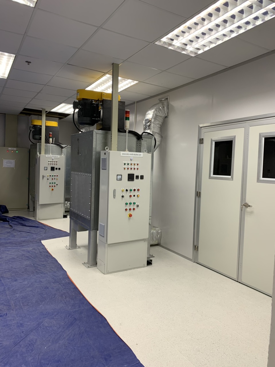 Tủ điều khiển buồng sấy linh kiện điện tử